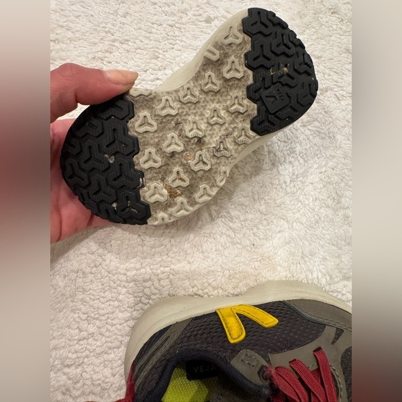 Veja Kids Flip Canvas Slip-On Sneaker Canary Elastic Laces - Picture 4 of 5